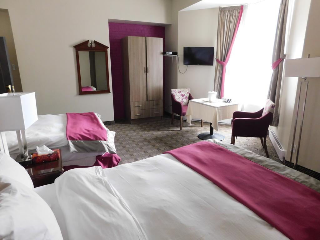 Hotel A2K Montréal Exteriör bild